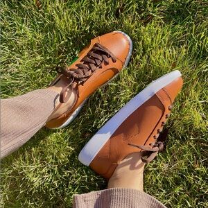 Bety Tennis Shoe Brown Sneakers